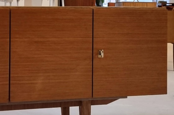 Image 1 of Credenza bassa di metà secolo