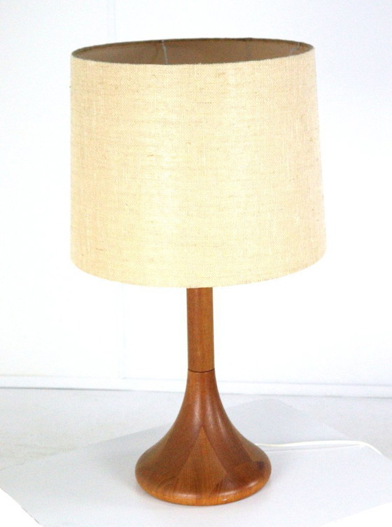 Image 1 of Lampe de table en bois Dyrlund XL vintage danois