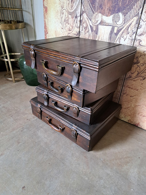 Commode unique, meuble décoratif dim. 50x36cm et 50cm de haut.
