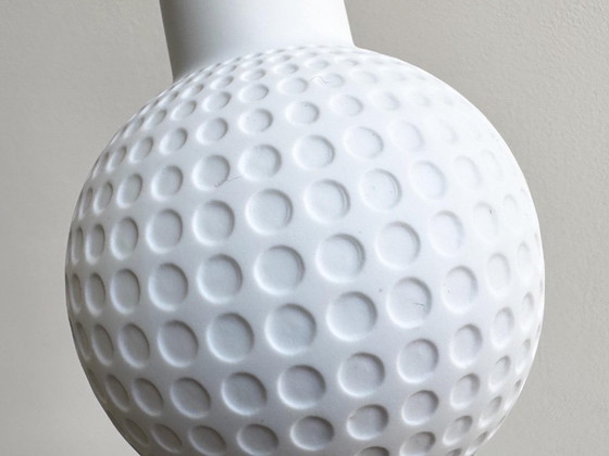 1x Vintage White Biscuit Porcelain AK Kaiser Vintage Vase with Dots (photo 5 of 8)