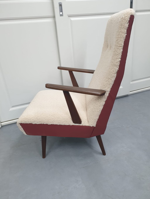 Vintage Easychair Nieuw Gestoffeerd.