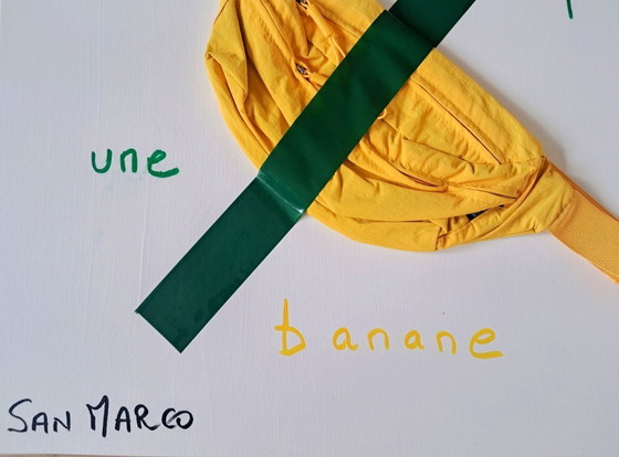 Image 1 of Enzo SAN MARCO - Dit is geen banaan - Canvas van de kunstenaar