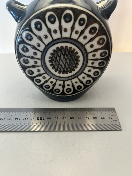 Image 1 of Une lampe de table sans fil très charmante, fabriquée à partir d'un vase en faïence des années 1950/60.