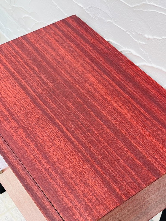 Image 1 of Comodino modernista europeo degli anni '60