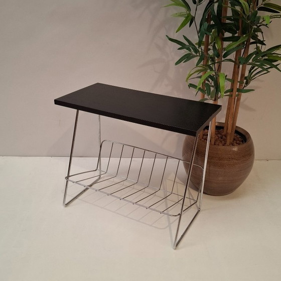 Tavolino vintage con portariviste integrato – Tavolini, Metal, Wood (photo 3 of 12)
