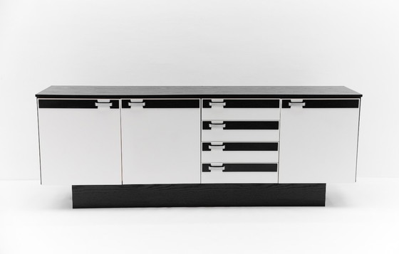 Image 1 of Credenza Space Age in bianco e nero, anni '60