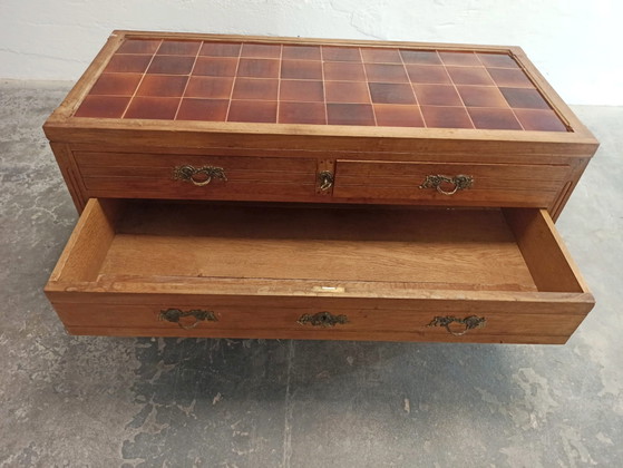 Image 1 of commode ancienne