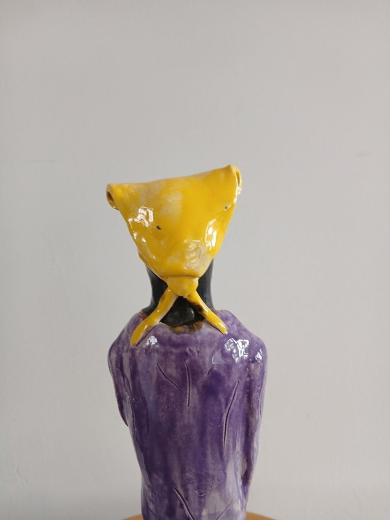 Image 1 of Statua colorata in ceramica