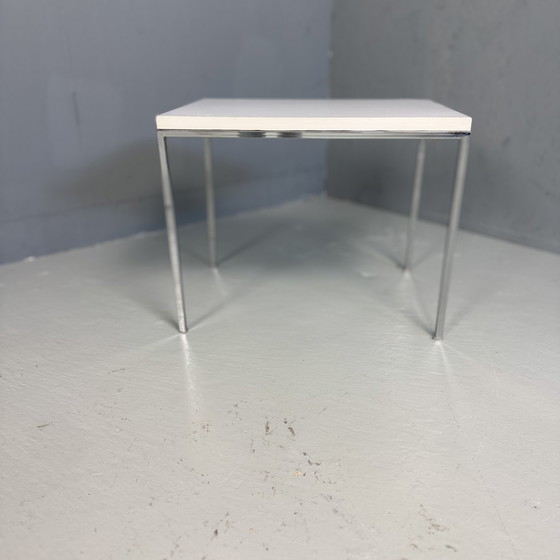 Image 1 of Vintage minimalistische side table chroom