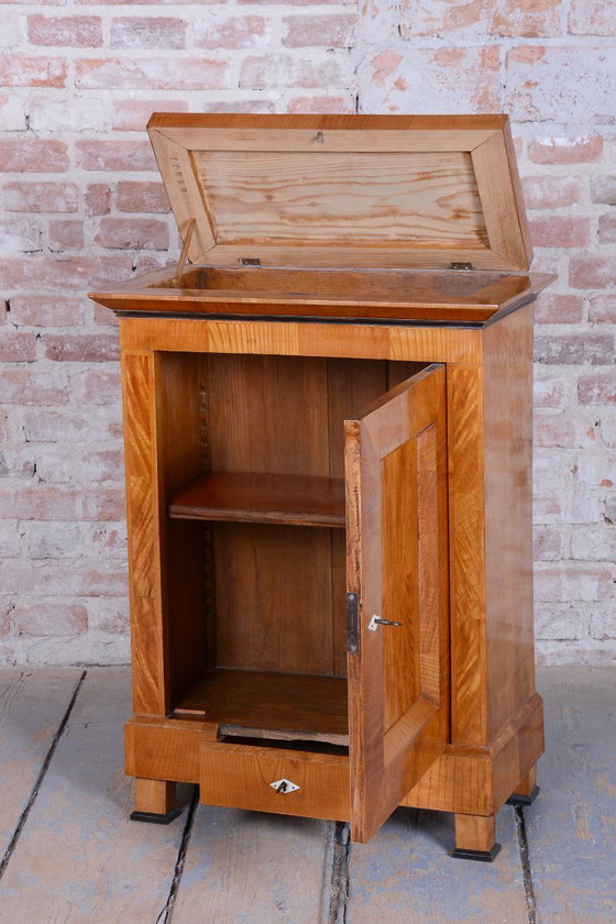 Gerestaureerd Biedermeier-kastje, essenhout, sparrenhout, Pools, Tsjechisch, jaren 1830 – Kasten, Wood (photo 20 of 21)