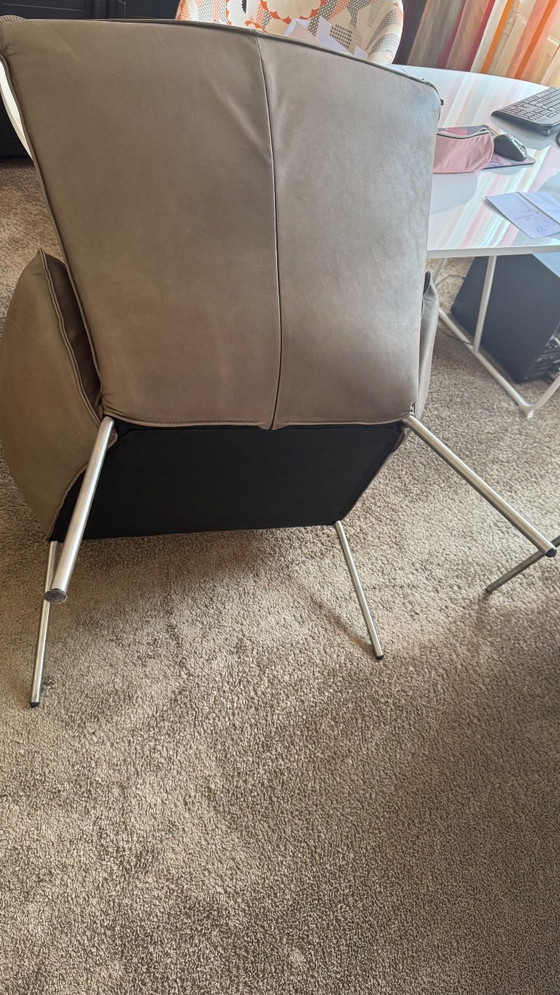 Image 1 of Dos preciosos sillones de diseño