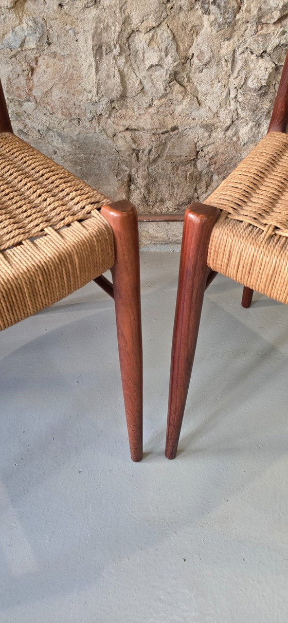 Image 1 of Arne Wahl Iversen (1927-2016) - Paar stoelen van Glyngøre Stolefabrik, DK, circa 1950-1960