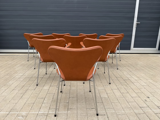 Image 1 of 10 sedie Butterfly serie 7 con braccioli, di Arne Jacobsen, NUOVE!!
