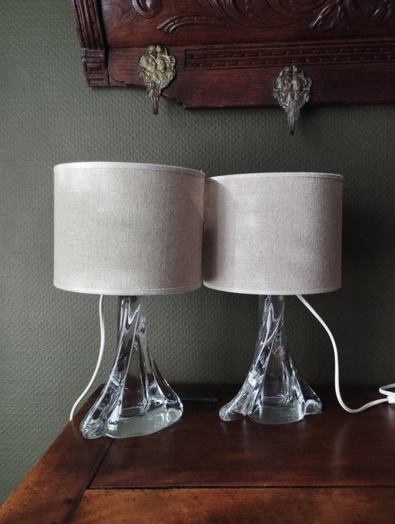 Image 1 of Pair of table lamps - 1950s style twisted clear glass bases - Hemp cylindrical lampshades