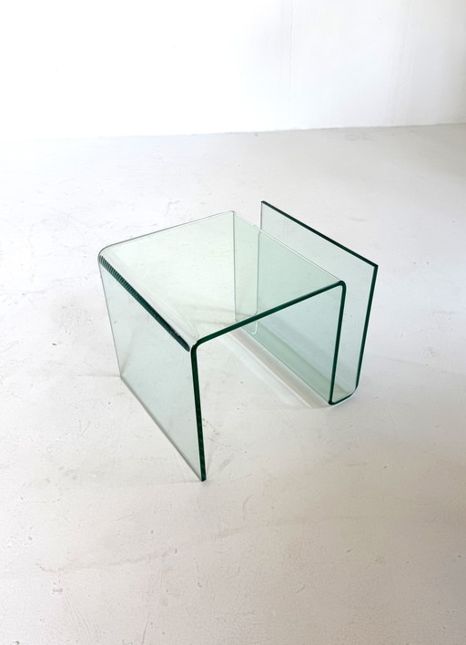 Gebogen glazen bijzettafel 