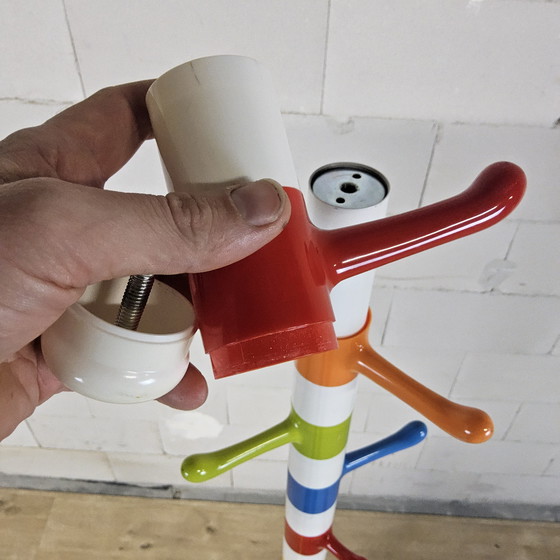 Image 1 of Appendiabiti da terra per bambini Ikea vintage colorato (curvo) in stile Memphis (modulare, regolabile)