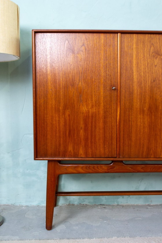 Image 1 of Vintage teakhouten dressoir Svend Aage Madsen Deense jaren 60