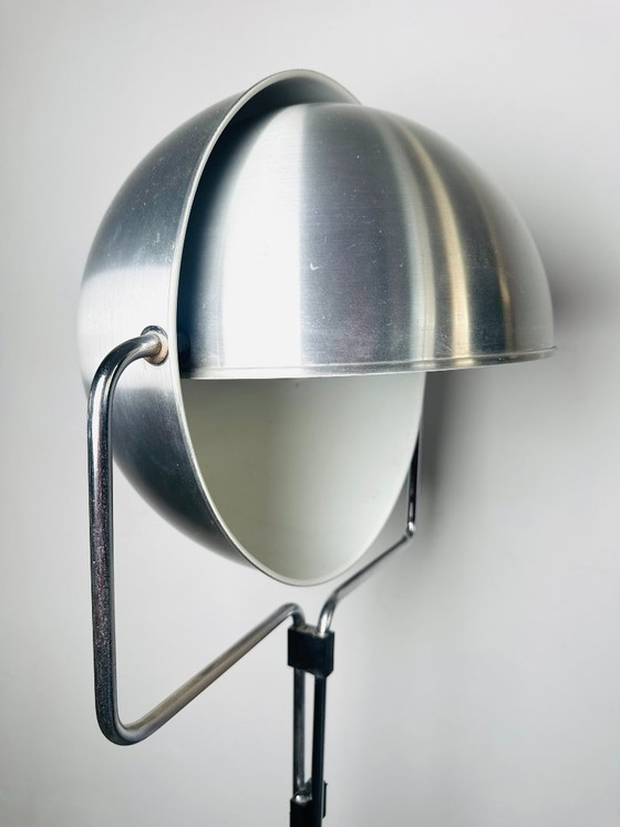 Rara lampada da terra regolabile Modello D-2017 ‘Eclipse’ di Evert Jelles per RAAK Amsterdam, Paesi Bassi, (photo 4 of 13)