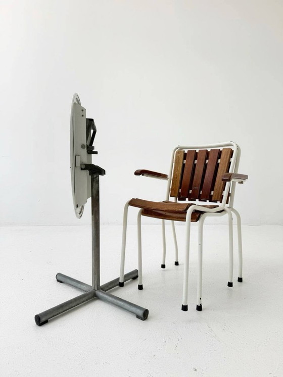 Image 1 of Set bestehend aus 2 Stühlen und einem Klapptisch von BIGLA, 1940er Jahren 