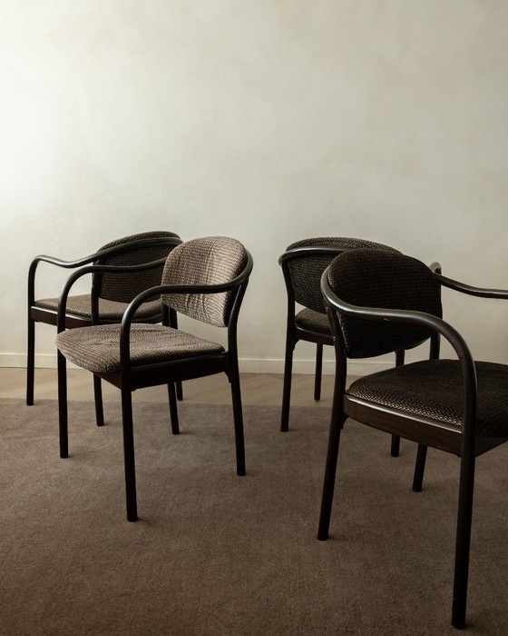 Image 1 of Chaises de salle à manger postmodernes en bois courbé 235 F par Hartmut Lohmeyer pour Thonet, années 1980, lot de 4