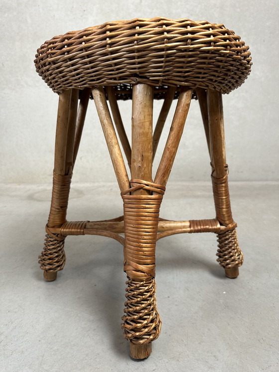 Image 1 of Sgabello vintage in vimini/bambù