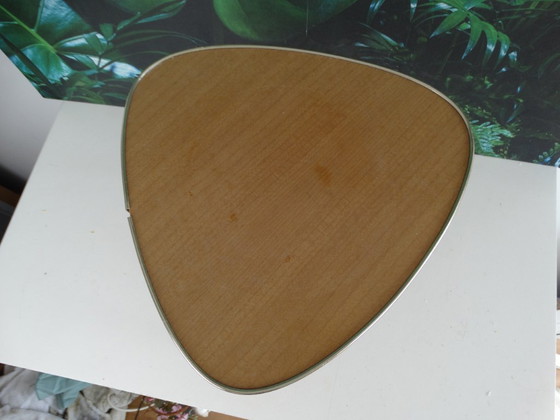 Image 1 of Mesa auxiliar años 60