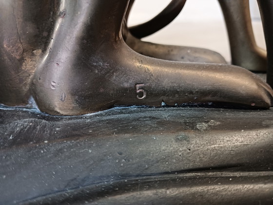 Image 1 of Coffee table, 3 Greyhounds as standard. Heavy, brass or bronze.