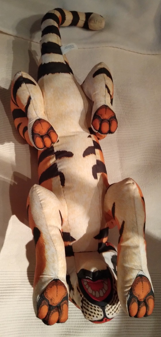 Image 1 of Vintage grote decoratieve tijger jaren '80, parachutestof