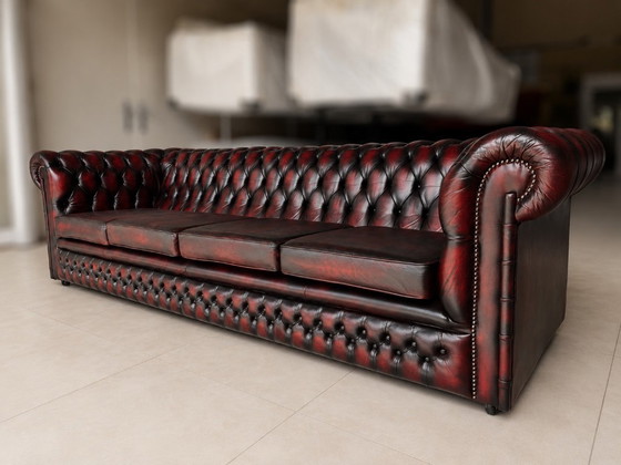 Ossenbloedrode Chesterfield 4-zitsbank met oorfauteuil – 3-5 zitsbanken, Leather (photo 5 of 10)
