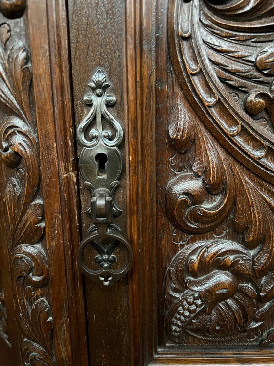Renaissance style cabinet. – Sideboard cabinet (photo 7 of 8)