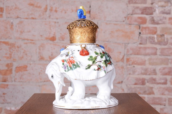 Lampada da tavolo asiatica restaurata, ottone, porcellana, nuova elettrificazione, India. Anni '70, Herzog (foto 9 di 11)