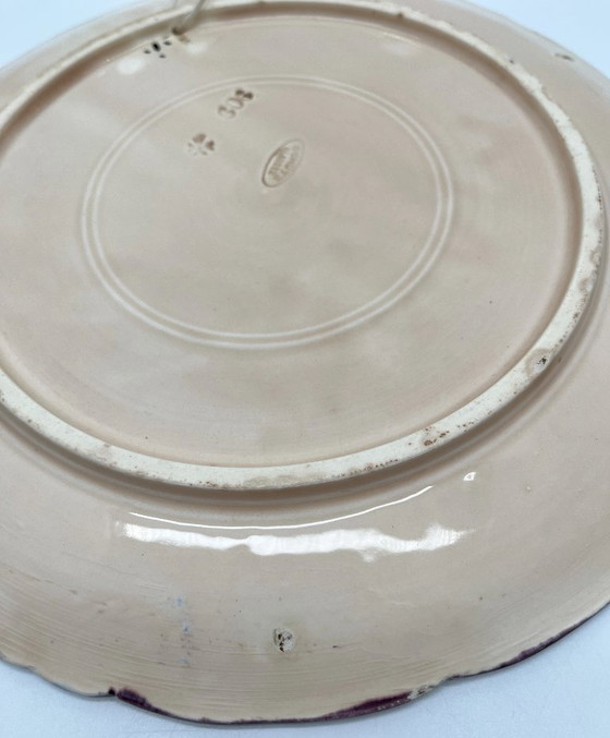 Image 1 of Plato de pared Art Nouveau, alrededor de 1900 – Schütz Blansko – Relieve floral (modelo 909)