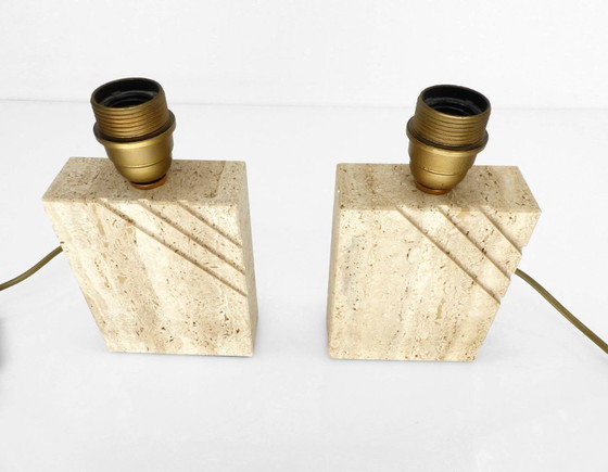 Image 1 of Pair of solid travertine table lamps with incised decoration, French production, circa 1970–1980