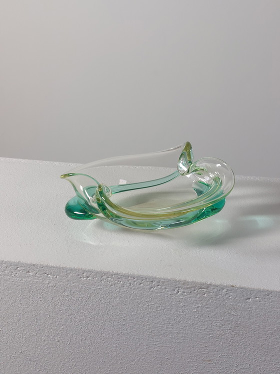 Image 1 of Vintage handgemaakte glazen schaal uit het midden van de vorige eeuw