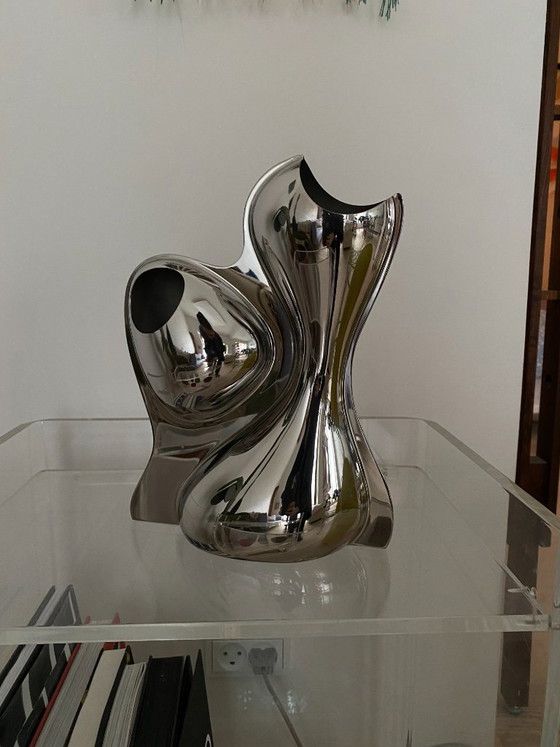 Ron Arad “Babyboop” vase – Officina Alessi – polished steel (photo 7 of 9)