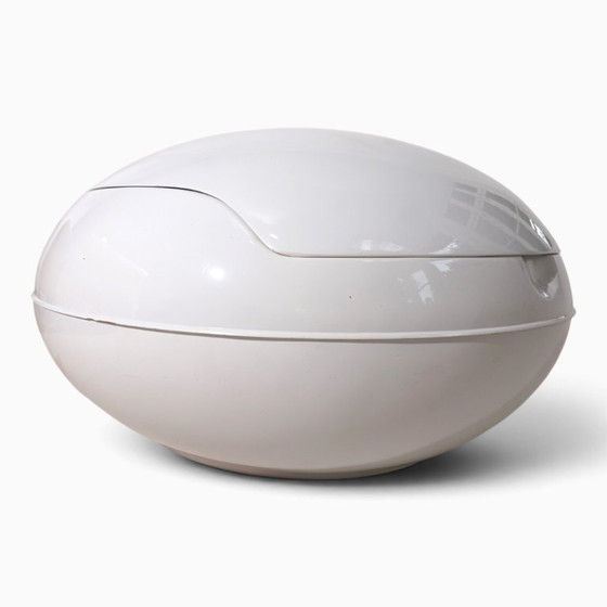Peter Ghyczy Senftenberger, poltrona Egg Lounge/Garden Egg Chair per VEB Synthesewerk Schwarzheide, 1970 (photo 10 of 20)