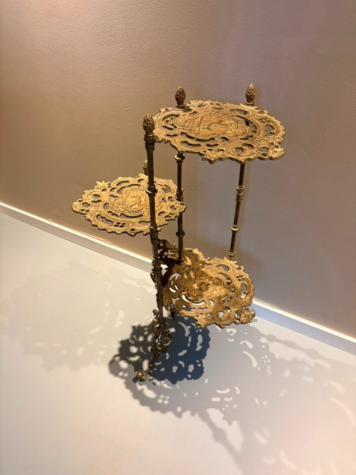 Vintage 1960s Ornate Brass 3-Tier Side Table Or Plant Pot Stand With Deer Motifs – plantentafel (photo 2 of 8)
