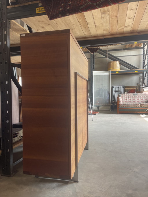 Bert Plantagie Highboard in Massief Kersenhout met Geborsteld RVS Onderstel – high boards, Wood (photo 2 of 7)