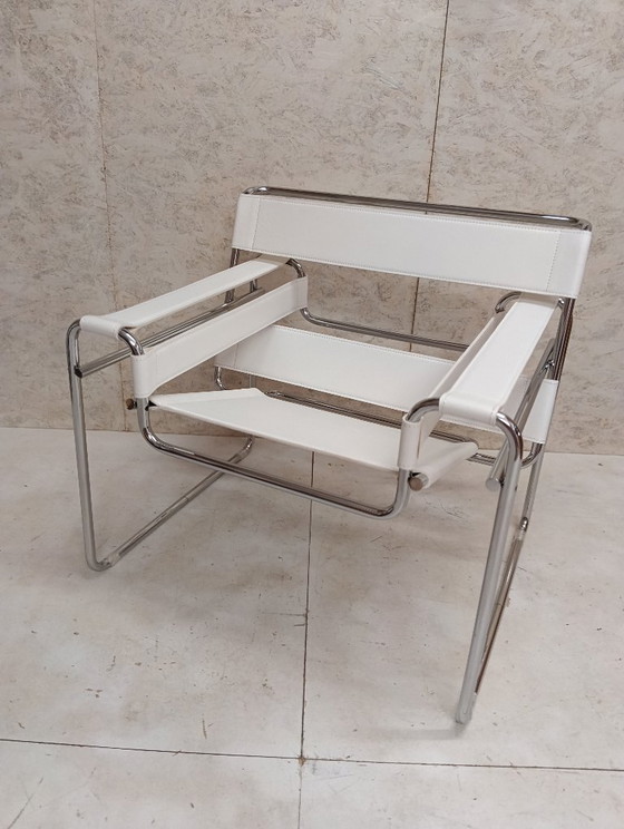 KNOLL Studio Poltrona WASSILY B3 NUOVA, in Cuoio Bianco – Poltrone, Leather (photo 57 of 83)