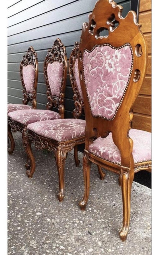 4 chaises de salle à manger baroques