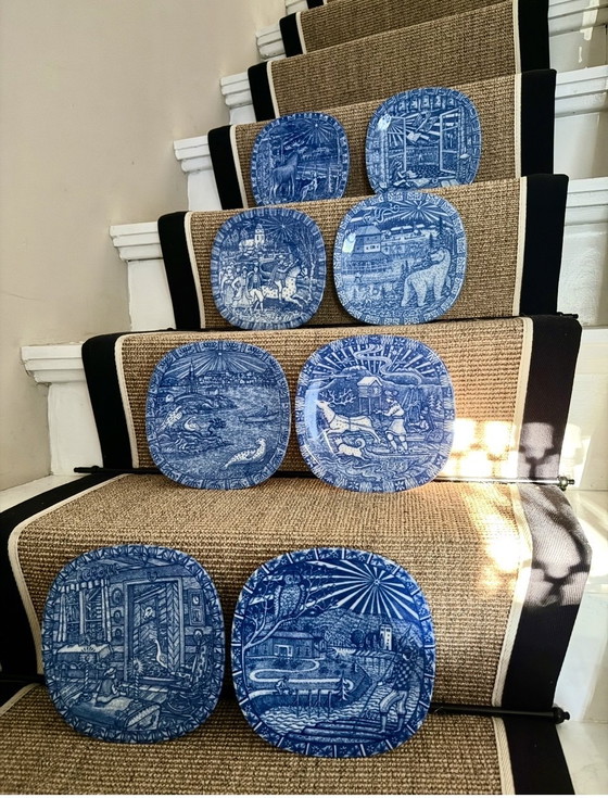 Image 1 of Rörstrand Julen set of 8 Gunnar Nylund plates