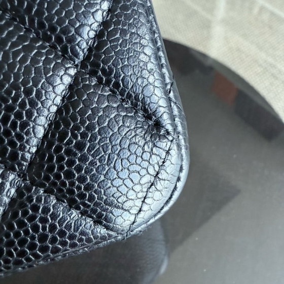 Image 1 of Borsa Chanel Classic Flap Medium - Caviar 25CM trapuntata nera con finiture dorate