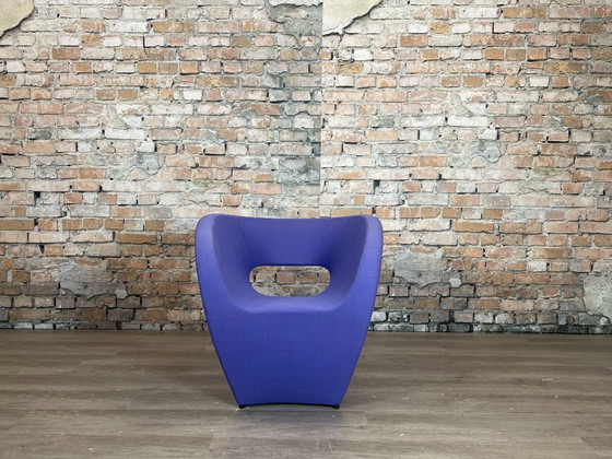 Moroso Victoria & Albert - Purple | Ron Arad – Armchairs, Metal, Textile (photo 2 of 12)