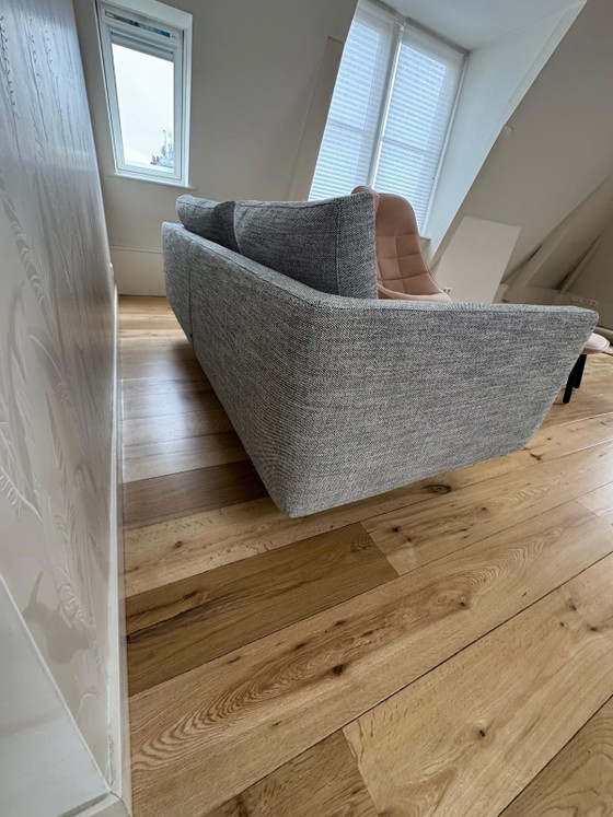 Designbank van EYYE, 2 zitsbanken, Textiel, Grijs (foto 8 van 8)