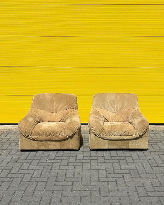 Set di Poltrone lounge vintage in camoscio – anni '70 – Pelle (photo 18 of 18)