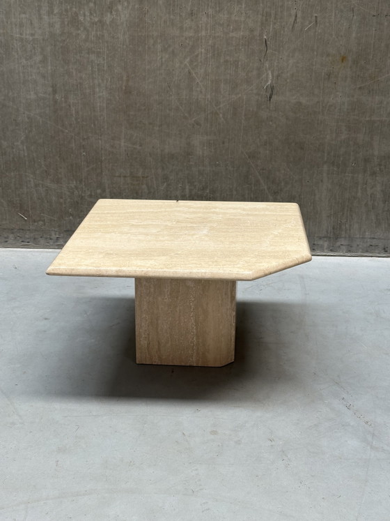 Image 1 of Table basse/table d'appoint vintage en travertin