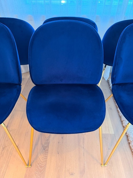 Image 1 of 6 sedie Gubi Beetle