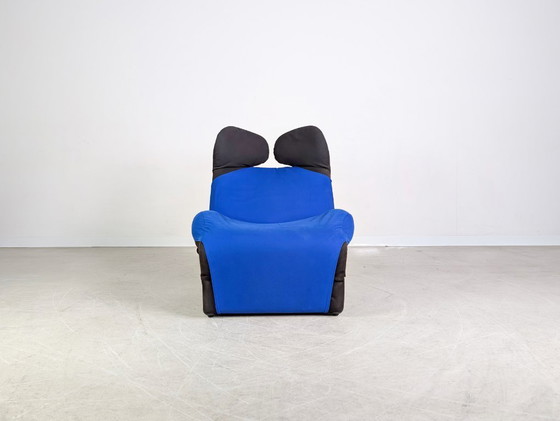Image 1 of Silla original Cassina Wink Toshiyuki Kita tela negra azul