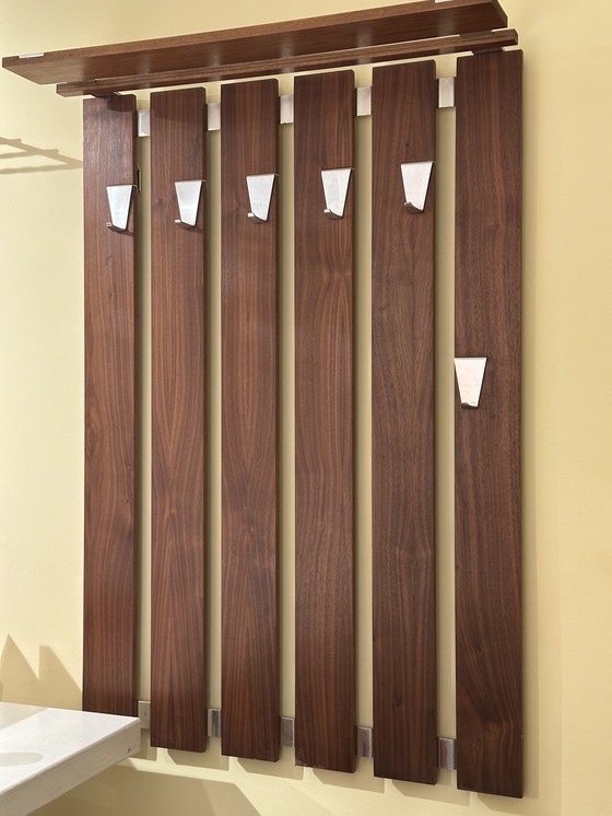 Image 1 of Porte-manteau vintage en teck et chrome