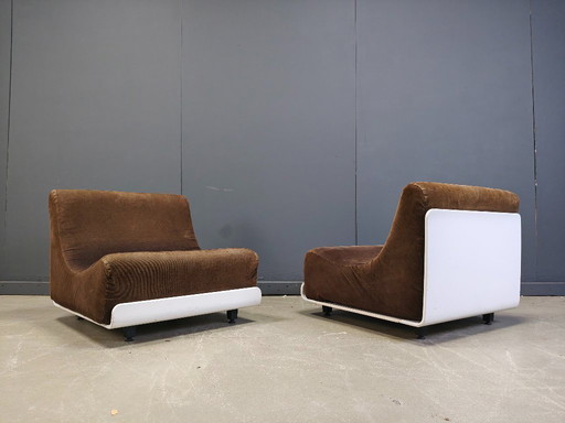 Poltroncine Orbis dell'era spaziale di Luigi Colani per Cor, anni '60